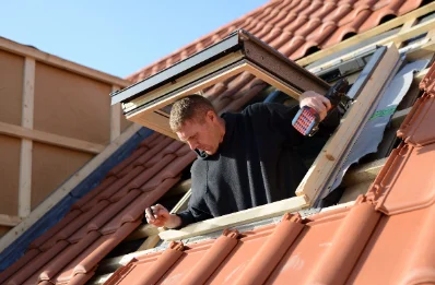 Pose de fenêtres de toit Velux à Caugé